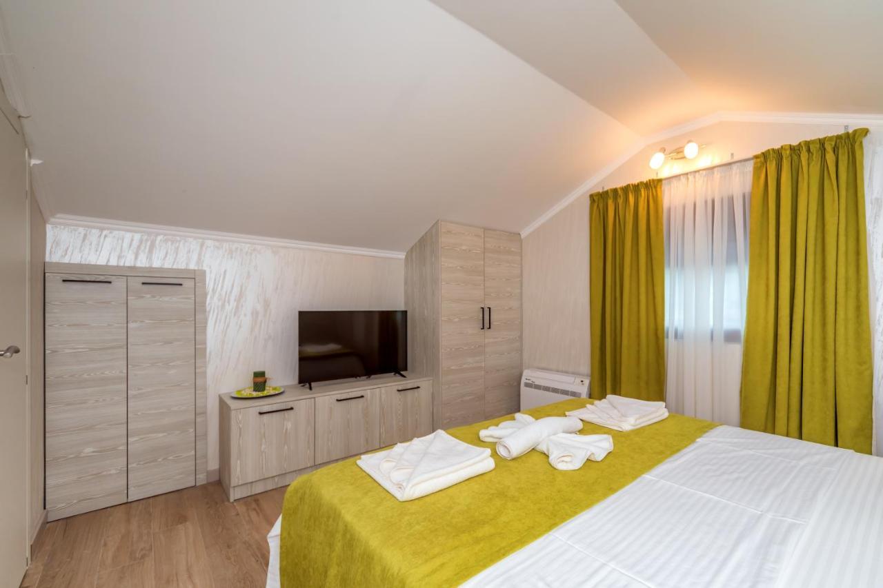 Luxury Apartments Queen Petrovac Exteriör bild