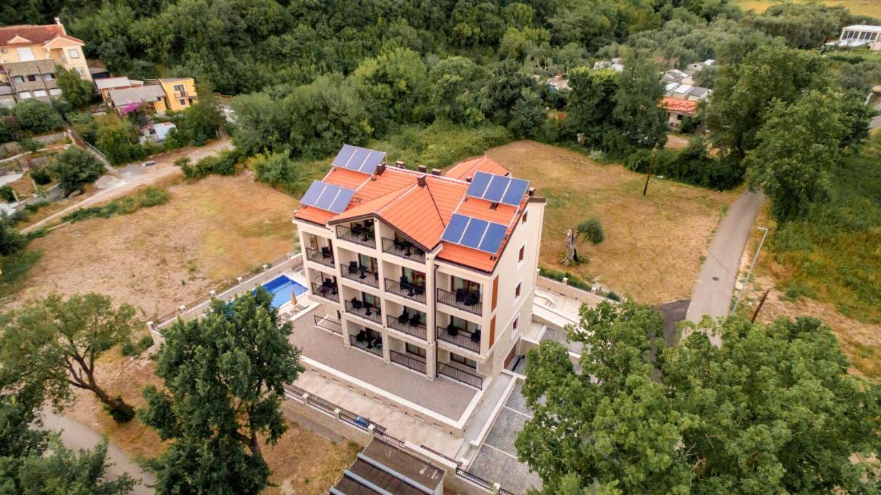 Luxury Apartments Queen Petrovac Exteriör bild
